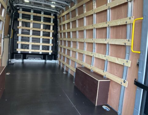 Ply lining and load restraint for furniture transport